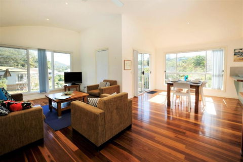 SPINNAKER 2 - Accommodation Coffs Harbour 6