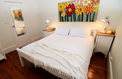 Thelma's Temora - Accommodation Coffs Harbour 1