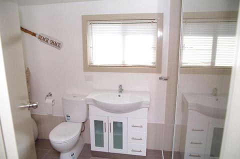 AAA Views 2 View Street - Accommodation Coffs Harbour 4