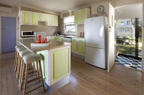 Kirbys Berrara Beach House - Accommodation Coffs Harbour 5