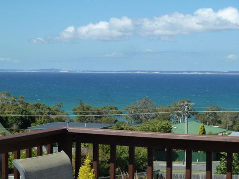 Panoramic Views On Walter - Accommodation Coffs Harbour 2