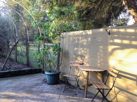 Romantic Getaway With Spa & Wifi Pet Friendly - Accommodation Coffs Harbour 2