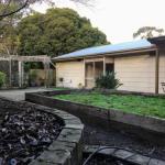 Romantic Getaway With Spa & Wifi Pet Friendly - Accommodation Coffs Harbour 0