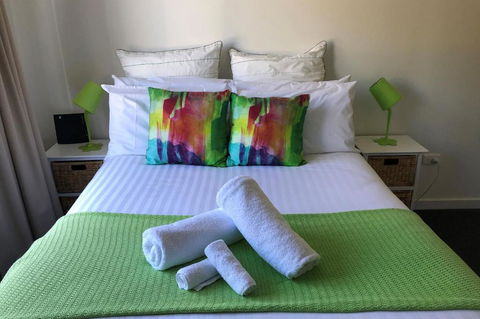 BAY Of FIRES SEACHANGE Ocean Frontage - Accommodation Coffs Harbour 1