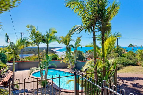 Panorama Beach House - Accommodation Coffs Harbour 5