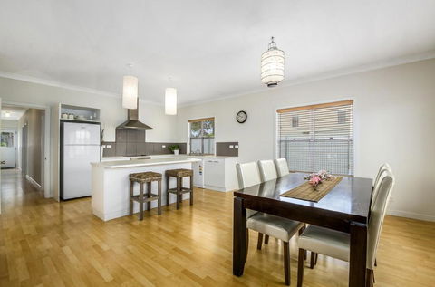Zaahira House - Accommodation Coffs Harbour 2