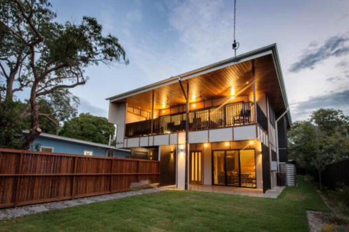 Amity QLD Accommodation Coffs Harbour