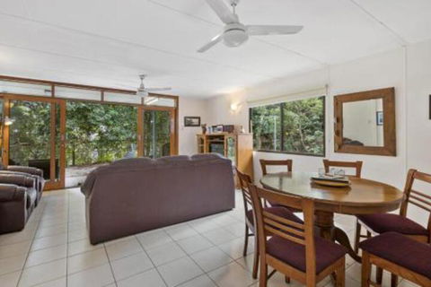 Allamanda Cottage - Accommodation Coffs Harbour 3