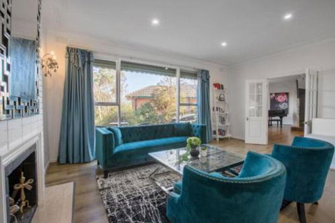 Alice Wonderland In 4 Beds House - Accommodation Coffs Harbour 0