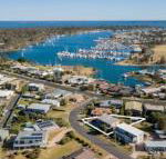 Tanjil a stroll from the water in Paynesville - Accommodation Coffs Harbour