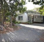 15 Belle Court Modern architect designed open plan holiday home with outdoor shower - Accommodation Coffs Harbour