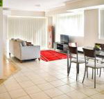 Beachside 4 with Airconditioning  Spa Bath - Accommodation Coffs Harbour