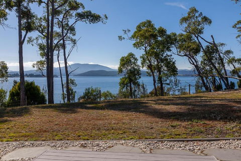 Fairwinds Tasmania - Accommodation Coffs Harbour 2