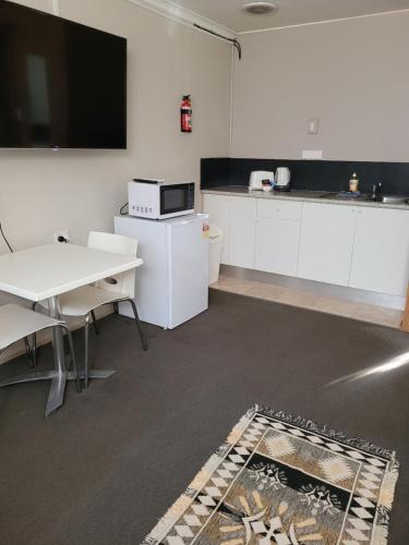 Jabiru Motel - Accommodation Coffs Harbour 6