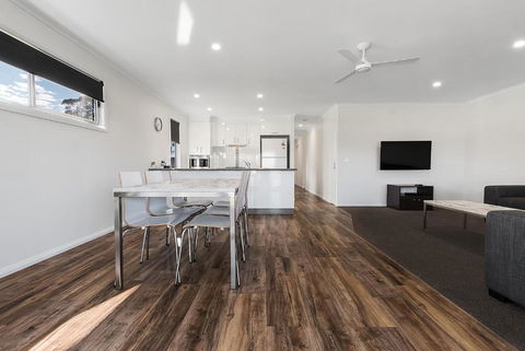 Moama Waters - Accommodation Coffs Harbour 1