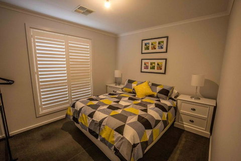 64 Marina Way Mannum - Accommodation Coffs Harbour 4