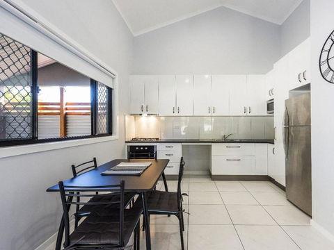 Tais Hideaway - Accommodation Coffs Harbour 3