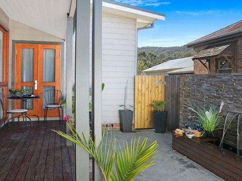 Advilla Stylish Charming & Central Location - Accommodation Coffs Harbour 1