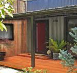 Lovett quirky stylish with a bush backdrop - Accommodation Coffs Harbour