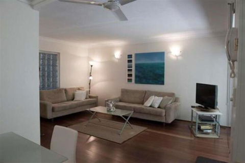 Absolute Beachfront Mooloolaba - Accommodation Coffs Harbour 5