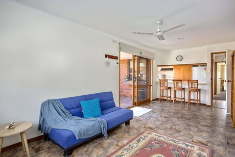 Foreshore Beach House Ideal Family Spot - Accommodation Coffs Harbour 5