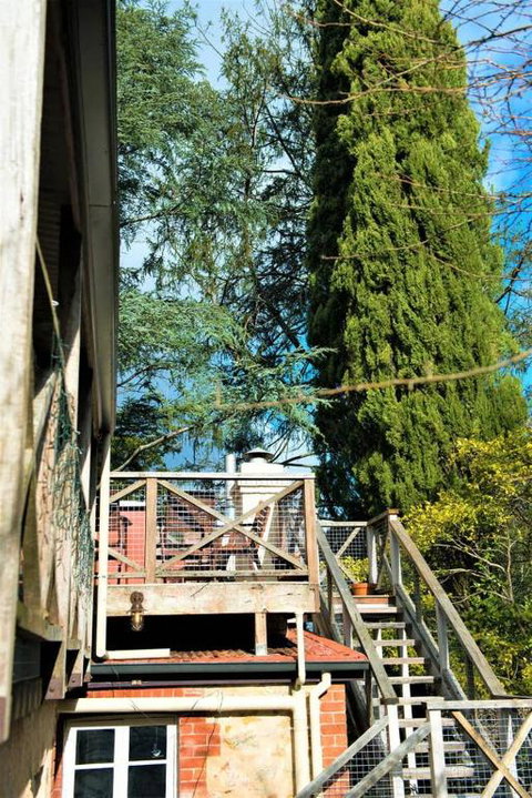 Adelaide Hills Camellia Cottage WiFi - Accommodation Coffs Harbour 2