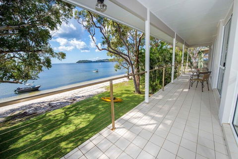 A Foreshore Salamander Bay - Accommodation Coffs Harbour 3