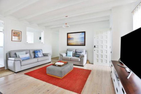 Azure Absolute Beachfront Pet Friendly - Accommodation Coffs Harbour 5