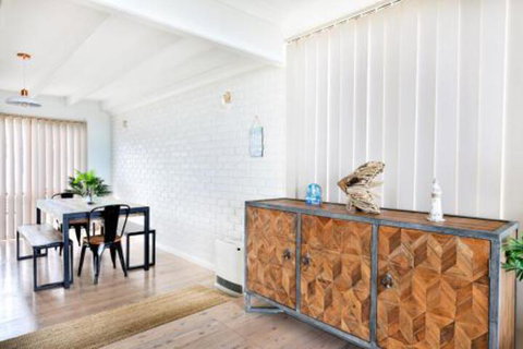 Azure Absolute Beachfront Pet Friendly - Accommodation Coffs Harbour 4