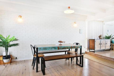 Azure Absolute Beachfront Pet Friendly - Accommodation Coffs Harbour 2