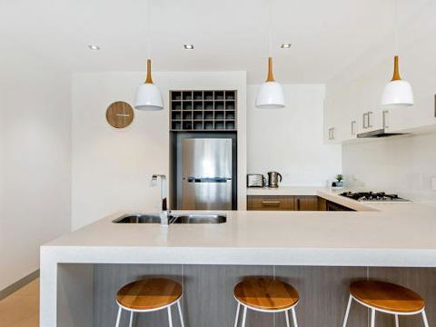 NORTH POINT RETREAT MORNINGTON - Accommodation Coffs Harbour 6