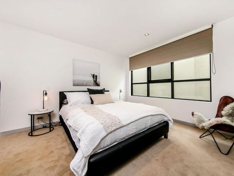 NORTH POINT RETREAT MORNINGTON - Accommodation Coffs Harbour 2
