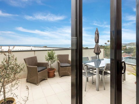 THE PENTHOUSE MORNINGTON - Accommodation Coffs Harbour 4