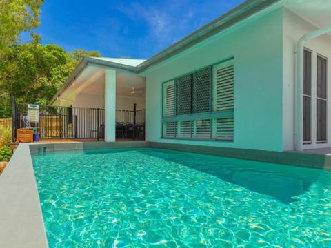 CANOPY HOUSE At PALM COVE - Accommodation Coffs Harbour 0