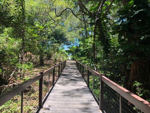 CANOPY HOUSE At PALM COVE - Accommodation Coffs Harbour 3