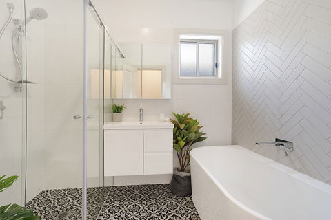 Accommodation Hunter - Adams St Maitland - Accommodation Coffs Harbour 2