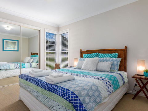 Akarana Beach House :: Jervis Bay Rentals - Accommodation Coffs Harbour 6