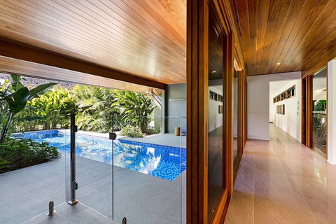 Aqua - At Funnel Bay - Accommodation Coffs Harbour 3