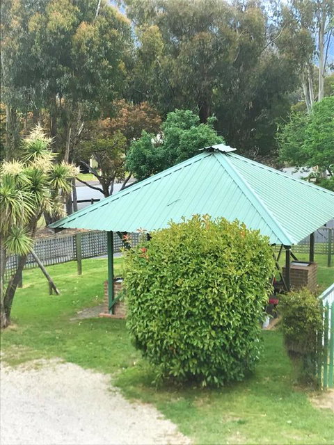 Eildon Lake Motel - Accommodation Coffs Harbour 4