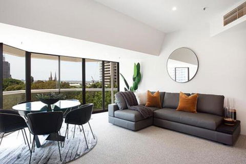THE HYDEAWAY LUXE HYDE PARK CITY APARTMENT Hosted By LAbode Accommodation - Accommodation Coffs Harbour 0