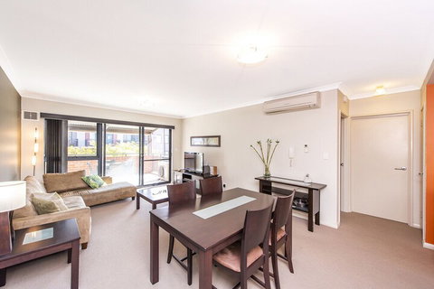 Subiaco Emporium Apartment - Accommodation Coffs Harbour 5
