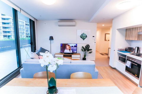 Incredible Riverside Apartment In Brisbane - Accommodation Coffs Harbour 4