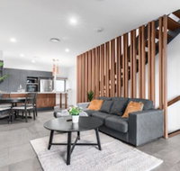 Manhattan Terrace House - Accommodation Coffs Harbour