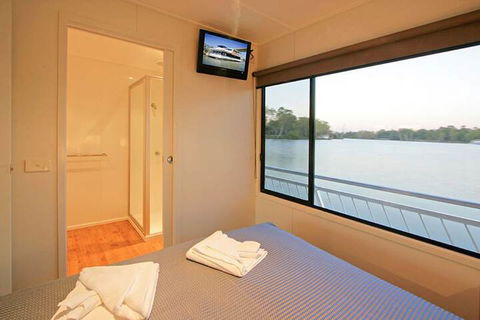 All Seasons Houseboats - Accommodation Coffs Harbour 1