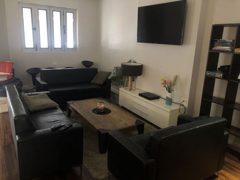 Alloggio Studios On King - Accommodation Coffs Harbour 1