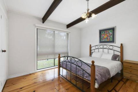 THE BEACH HIVE PET FRIENDLY (OUTSIDE ONLY) INLET SIDE - Accommodation Coffs Harbour 2