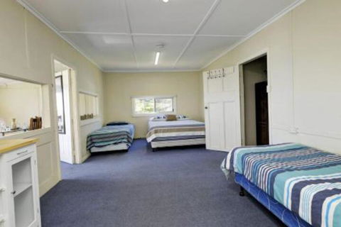 TRADEWINDS - Accommodation Coffs Harbour 0