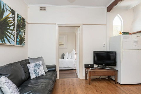 A SWEET ESCAPE Byron Surf Cottage Walk To Byron - Accommodation Coffs Harbour 4