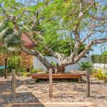 A SWEET ESCAPE Byron Surf Cottage Walk To Byron - Accommodation Coffs Harbour 0