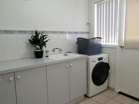 SAN Mateo - Accommodation Coffs Harbour 2